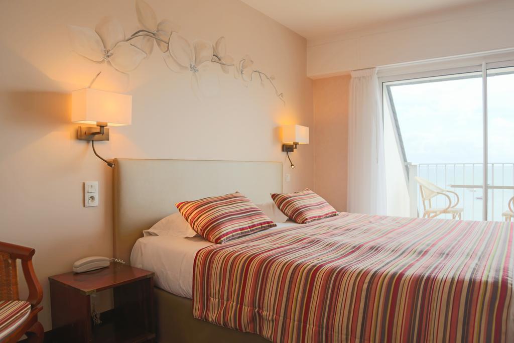 Hôtel De La Plage Saint-Pierre-Quiberon Exterior foto